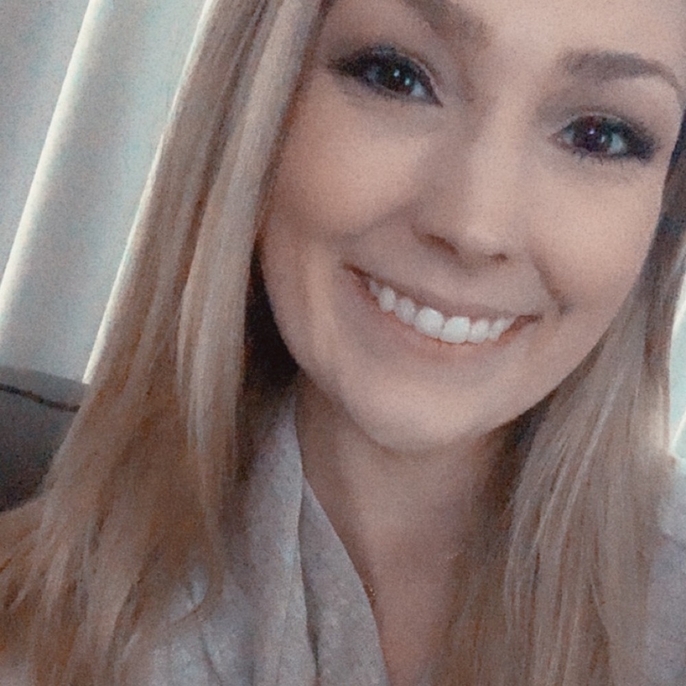 Meet your Posher, Jocelyn
